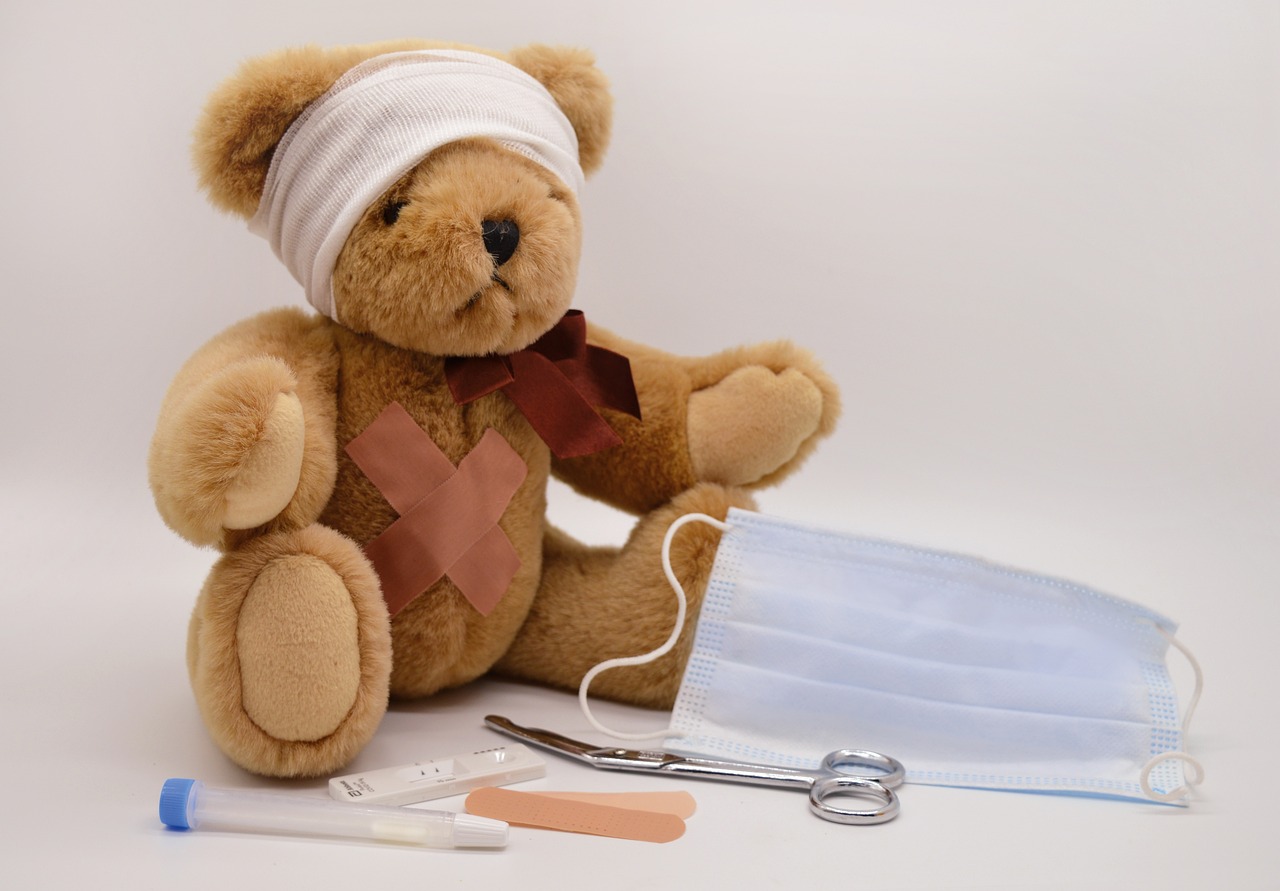 teddy bear healthcare pediatrician 6937569